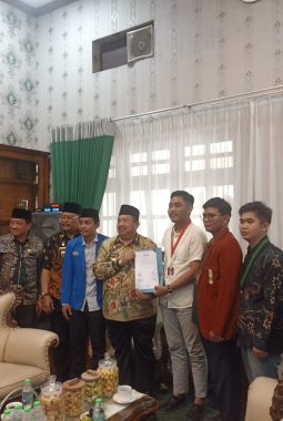 Evaluasi Kinerja Pemerintah, IMM Jombang dan Cipayung Plus Lakukan Audiensi dengan Bupati
