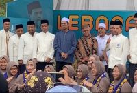 Ust Abdul Somad berfoto bersama Pimpinan Daerah Muhammadiyah Jombang