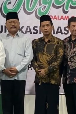 Ketua PDM Jombang Dr Abdul Malik Hadiri Halal Bihalal FKMJ bersama Wakil Bupati Jombang Gus Salman