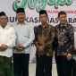 Ketua Pimpinan daerah Muhammadiyah Jombang, Dr Abdul Malik foto bersama Wakil Bupati Jombang Gus Salman dan para tokoh agama 