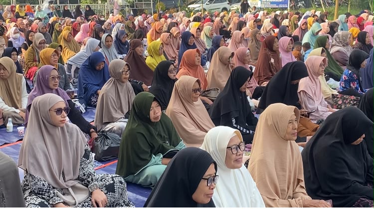 Ribuan warga hadiri Pengajian Umum Sabtu Pagi (PUSPA) di halaman Jombang Muhammadiyah Center (JMC)