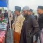 Ketua PD Muhammadiyah Jombang, Dr Abdul Malik bersama Ust Rifky Ja'far Thalib dan Wakil Ketua PDM Ust Sugeng Santoso meninjau stand bazar UMKM